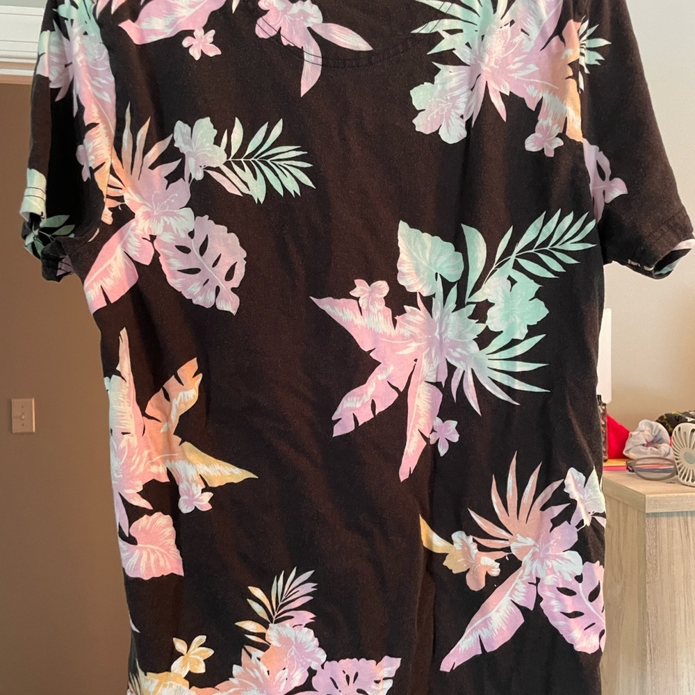 Hollister mens T-shirt size Medium, good condition